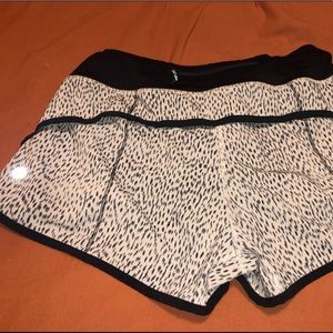 lululemon cheetah speed shorts